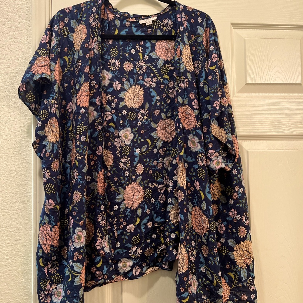LOFT lightweight shawl